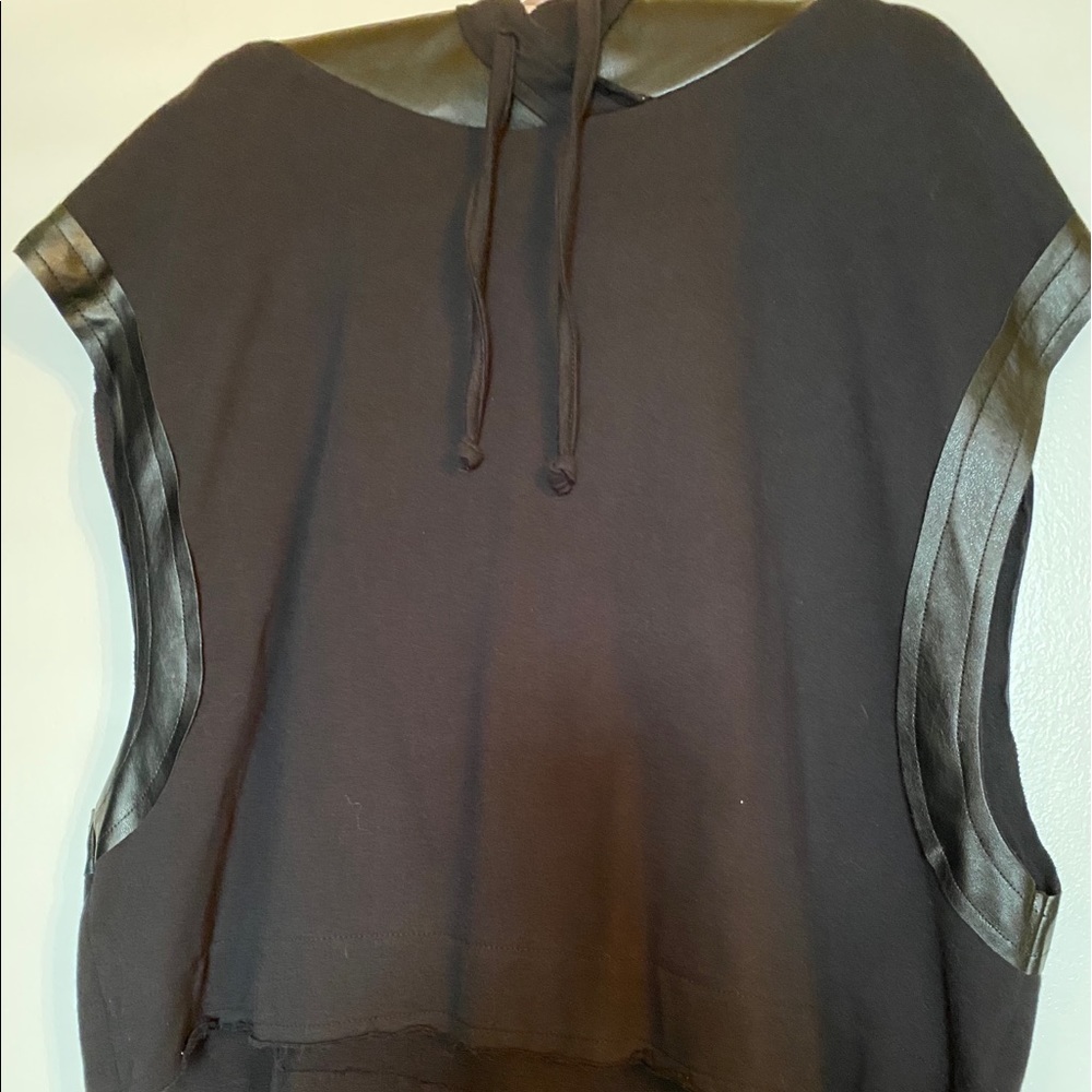Hoodie vest